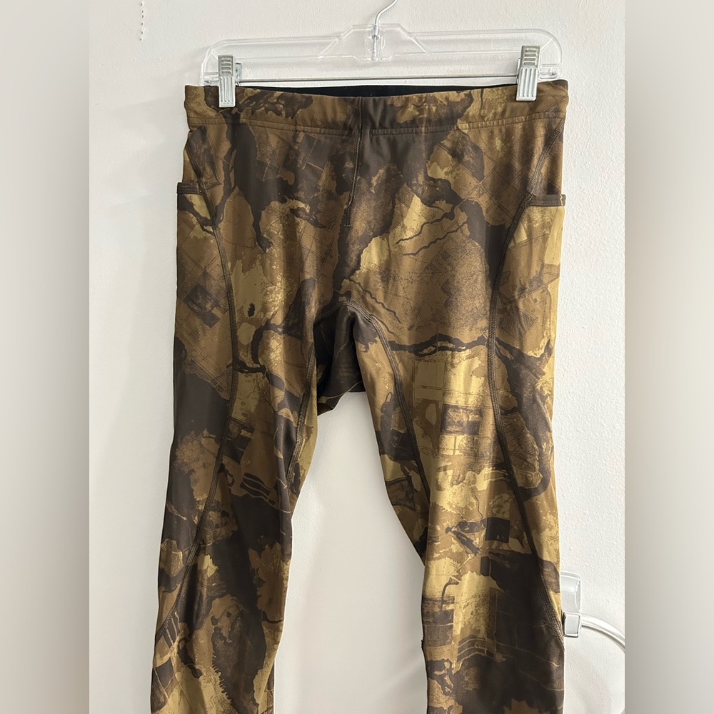 Lululemon men’s Tight Stuff Tight Full-On Luxtreme Mmic Camo Map - Picture 5 of 7